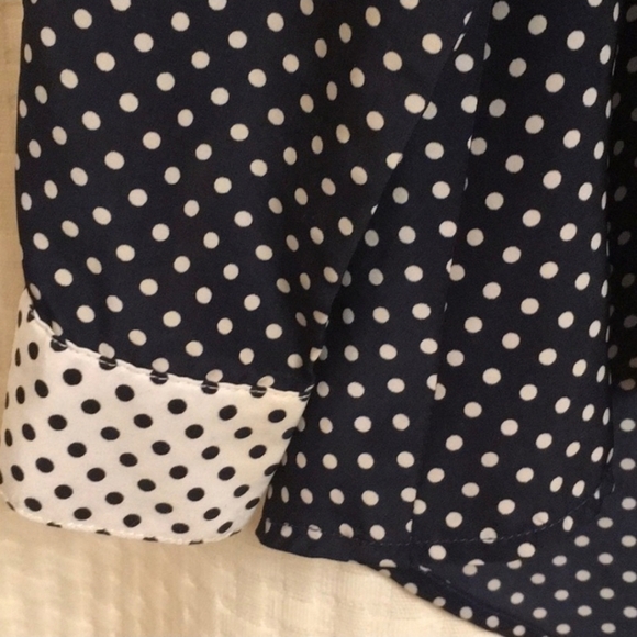Forever 21 Modest womens size Medium polka dots dark blue white button-d… - Picture 10 of 16